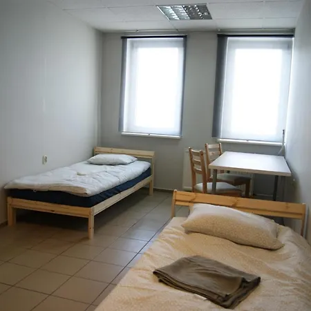 旅馆 Rooms